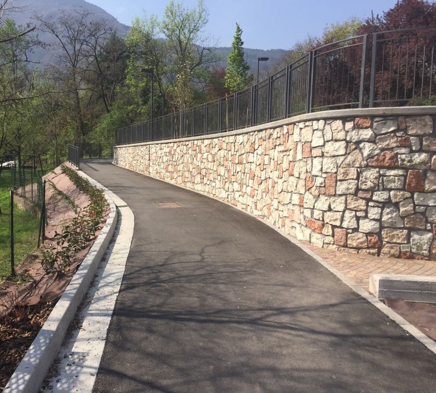 Realizzazione del collegamento ciclabile e pedonale tra Via Gramsci ed il Parco del Salè